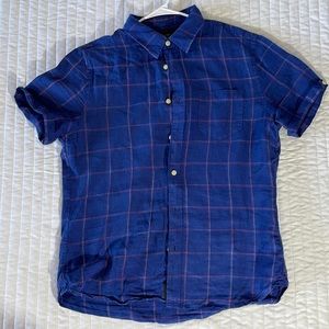 Men’s Medium Button Up Shirt